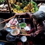 Độc đáo ẩm thực ở khu chợ nổi Tha Kha – Thái Lan