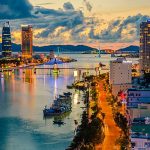 Tour Du Thuyền Sông Hàn Ngắm Nhìn Đà Nẵng: Trải Nghiệm Thành Phố Về Đêm