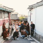 Du lịch Hàn Quốc tháng 9 nên mặc gì để vừa sành điệu, vừa phù hợp?