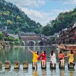 Một Phút Bình Yên ở Phượng Hoàng Cổ Trấn Tháng 11