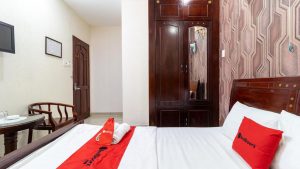 Khách sạn RedDoorz near Bau Cat Park – Tân Phú
