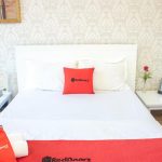 Khách sạn RedDoorz Plus @ Nguyen Thi Thap – Quận 7