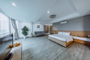Khách sạn Sunshine Antique Sài Gòn