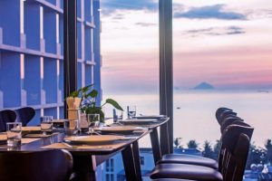 Combo 3N2Đ Khách sạn Golden Nha Trang 3 sao + Vé máy bay