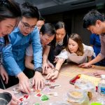 Top 5 các trò chơi team building trong nhà hấp dẫn nhất